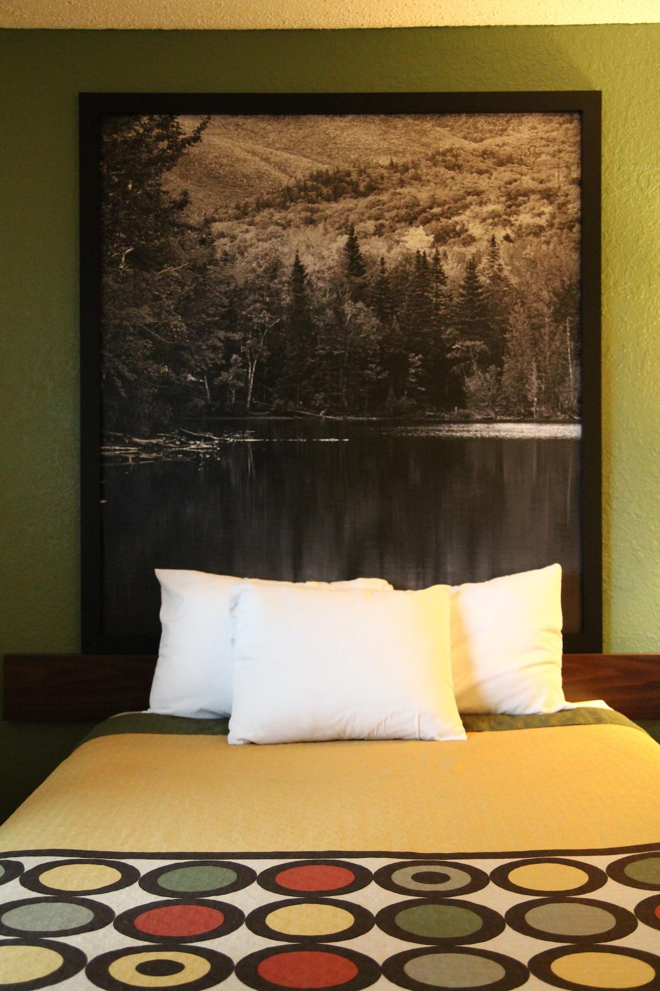 Hotel Super 8 By Wyndham Glens Falls