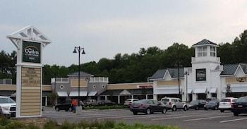 Super 8 By Wyndham Glens Falls